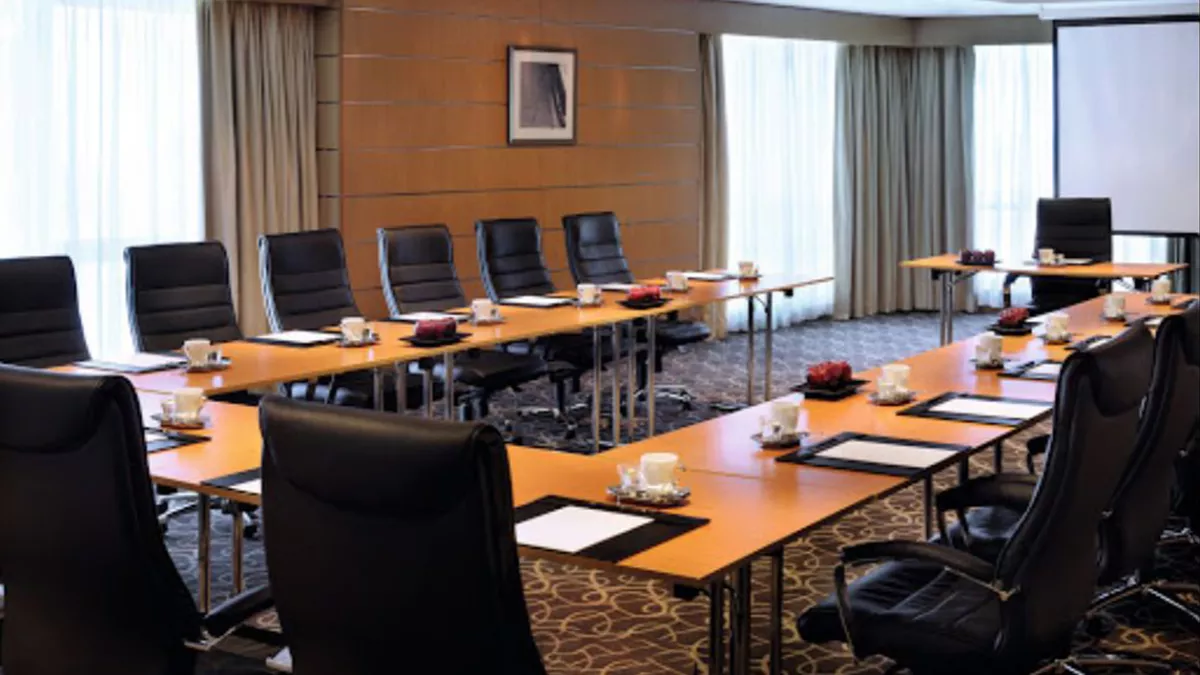 Mövenpick Hotel West Bay Doha 6