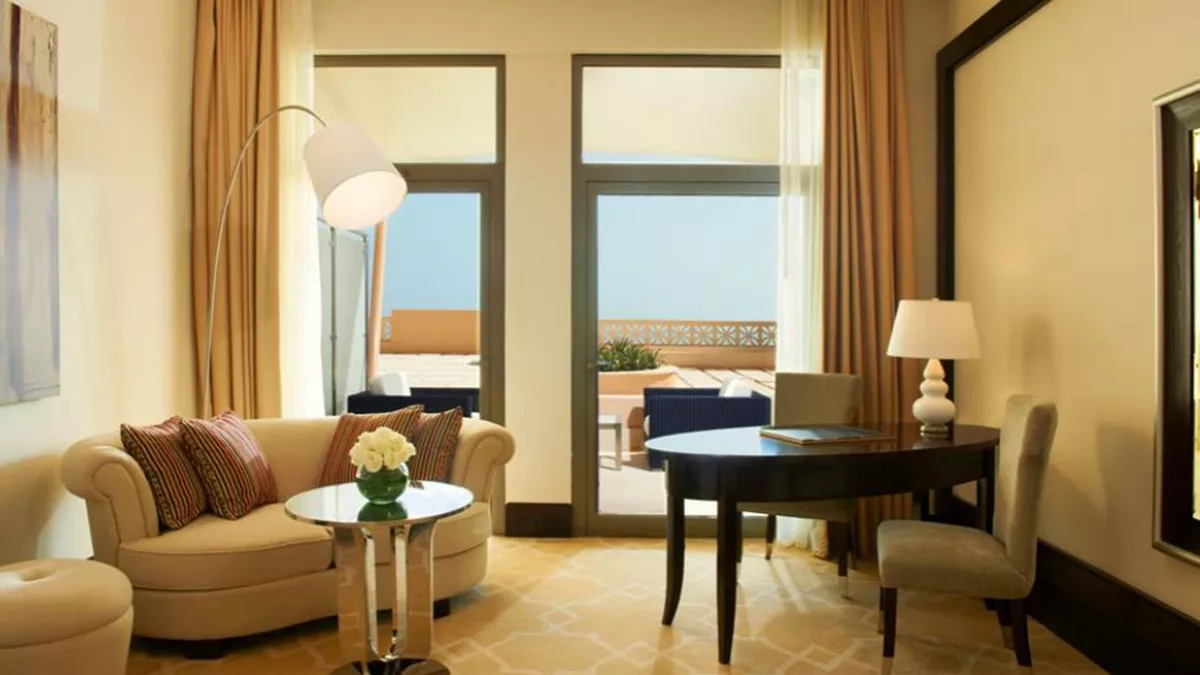 The St. Regis Doha 9
