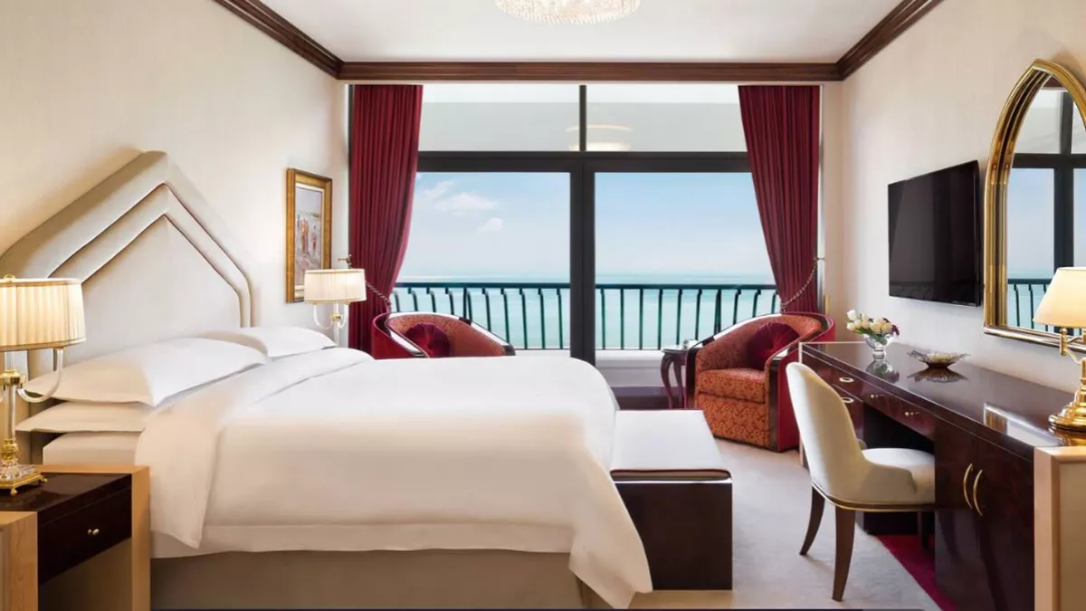 Sheraton Grand Doha Resort & Convention Hotel 7