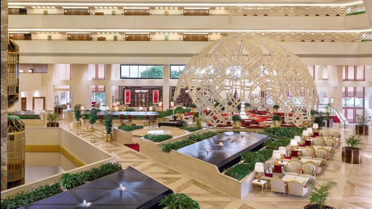 Sheraton Grand Doha Resort & Convention Hotel 9