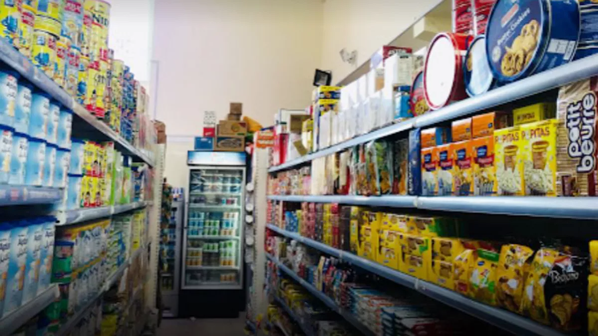 Day and Night Shopping Centre 3