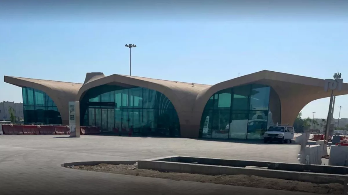 The White Palace- Subway Station 2