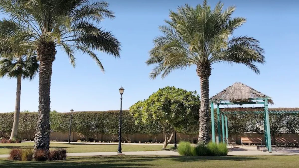 Al Dhakhira Park 1