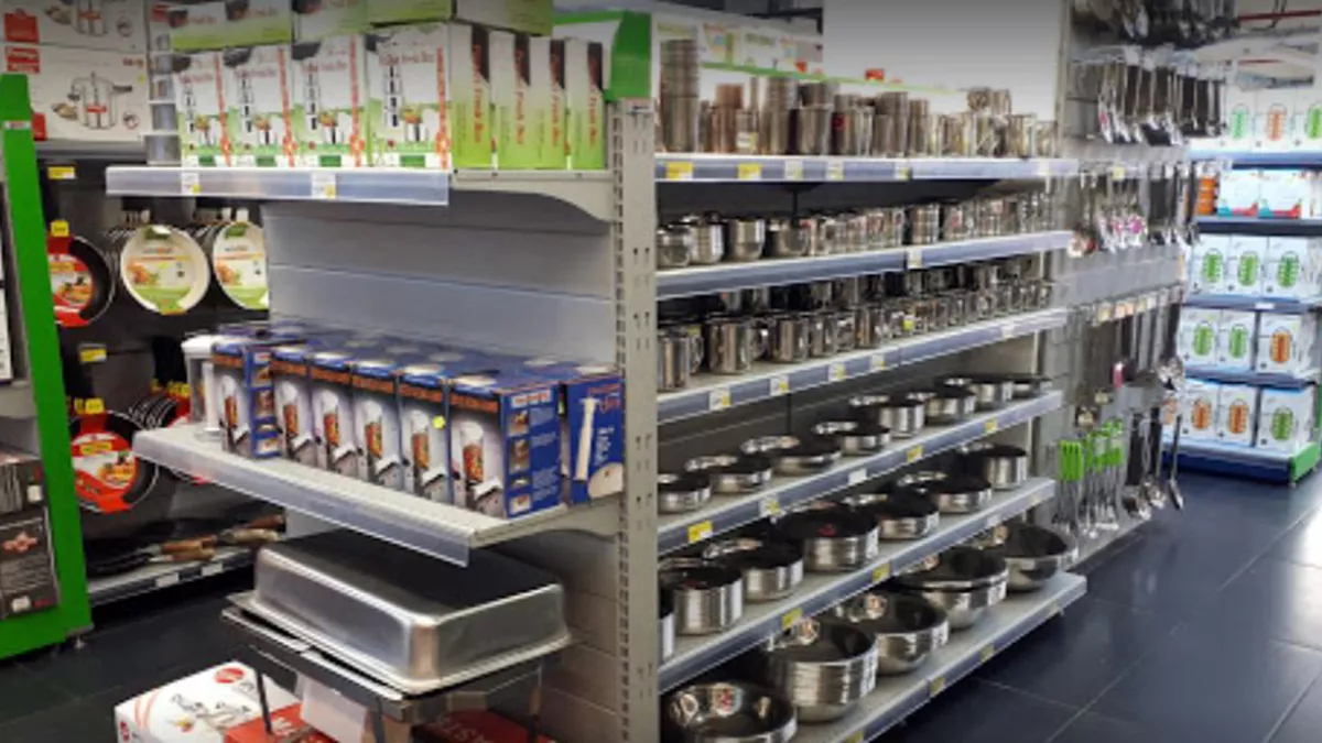 Food Palace - Old Airport Road 1