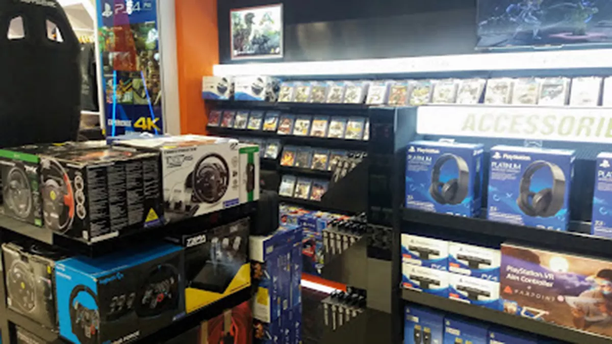 Geekay - Villaggio Mall 1