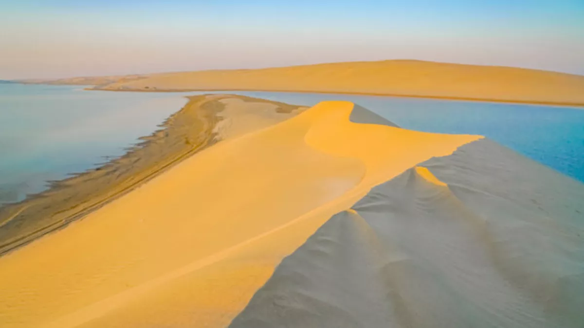 Khor Al Udaid Beach (Inland Sea) 2