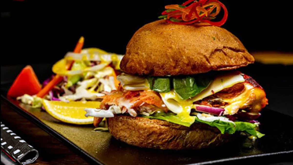 Diet Factory Restaurant 1