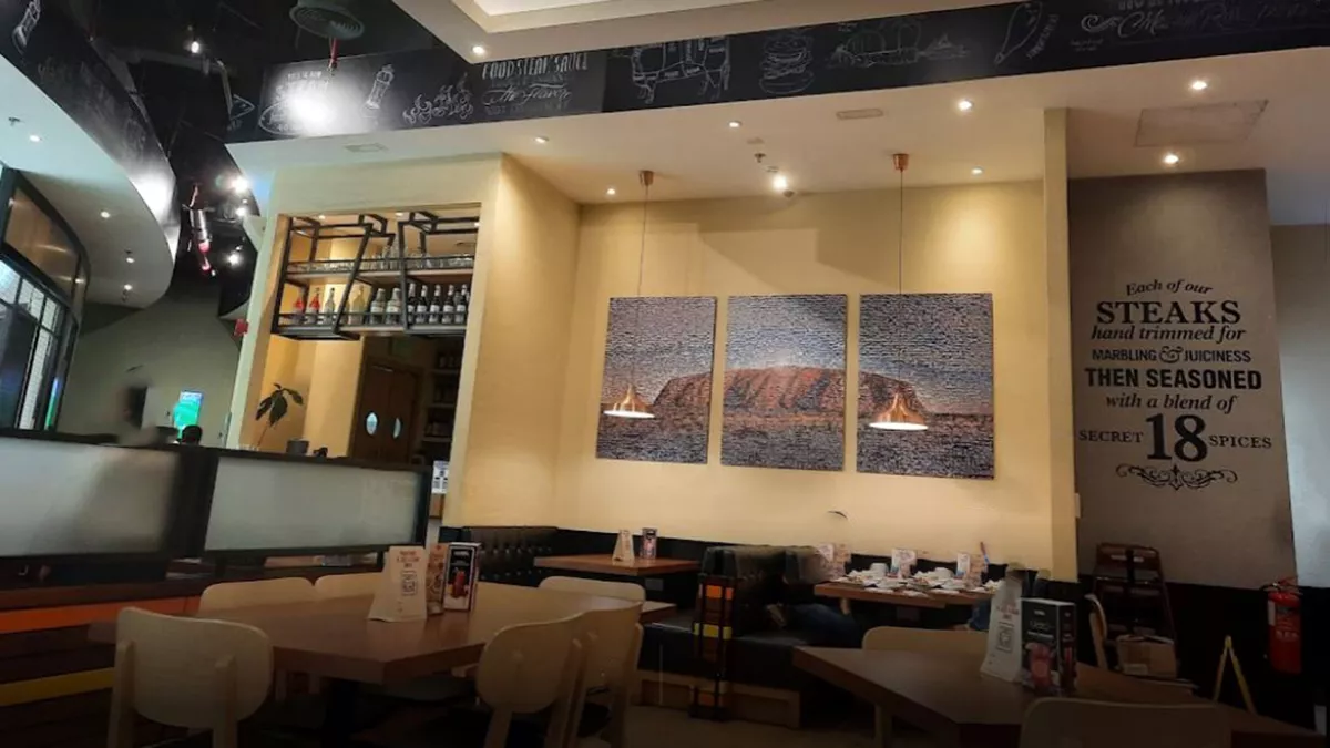 Outback Steakhouse - Villaggio Mall 5