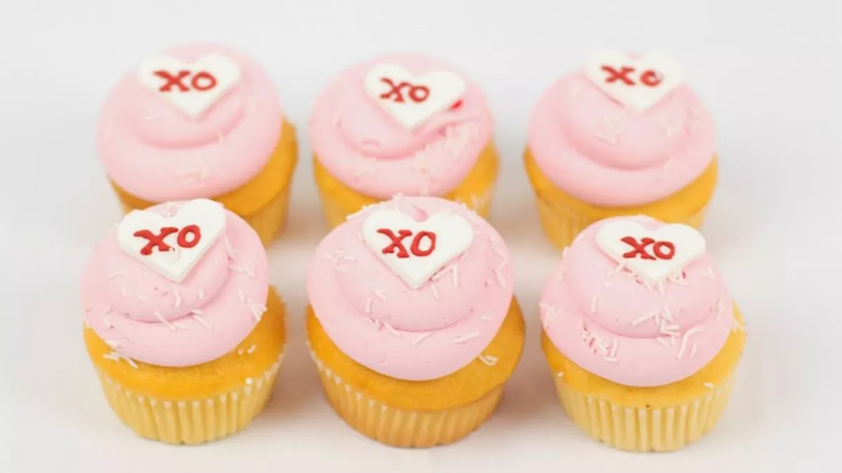 Tasmeem Flowers & Chocolates 2