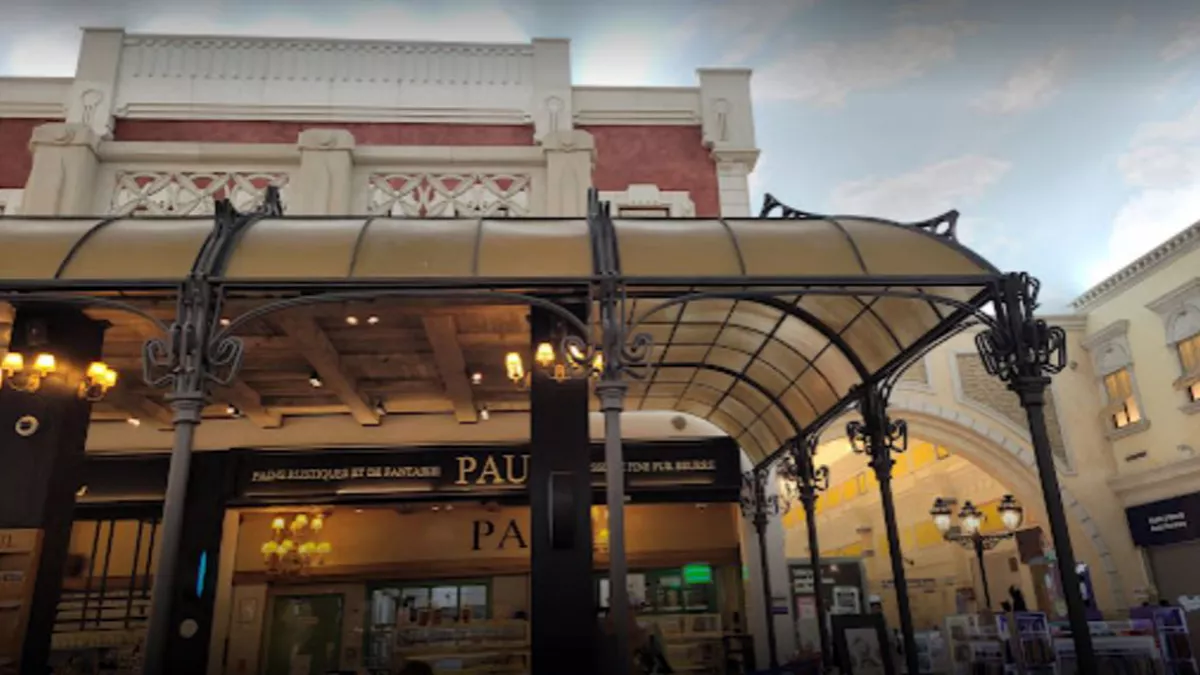 Paul Restaurant, Villagio Mall 3