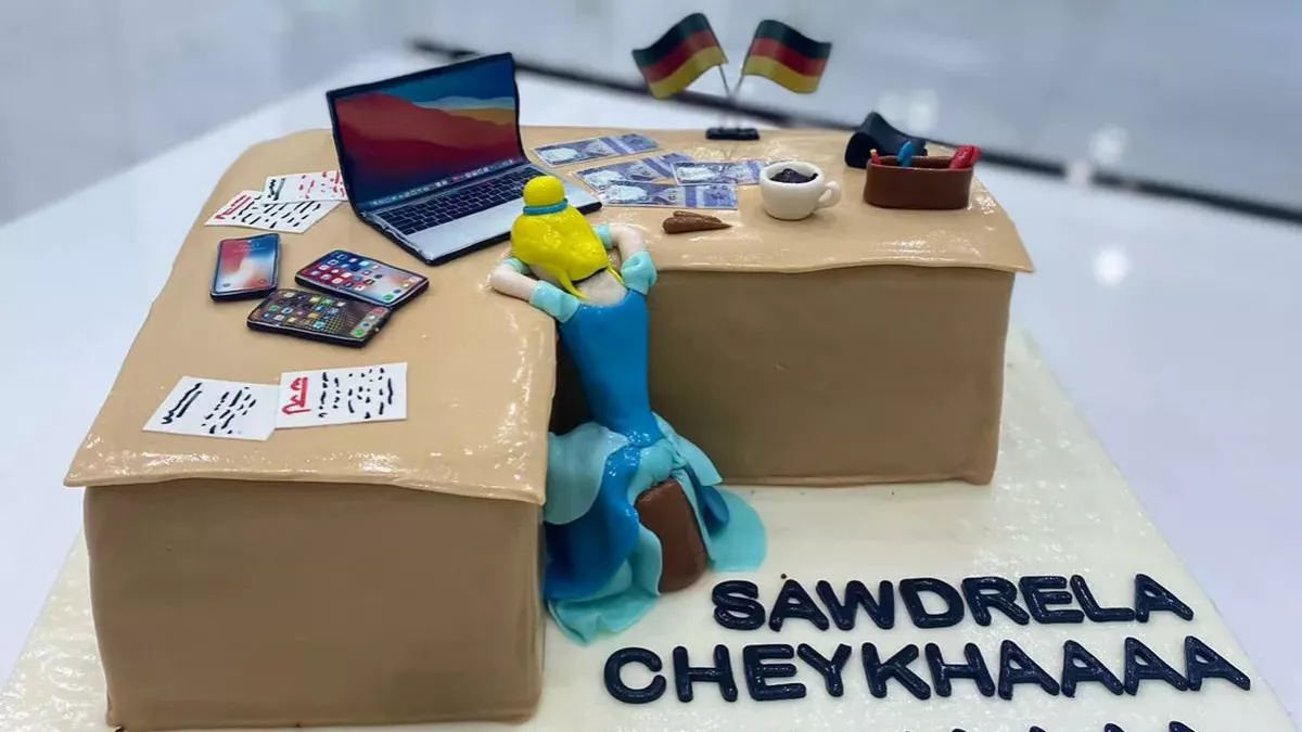 ECLAT Cake & Chocolates 4