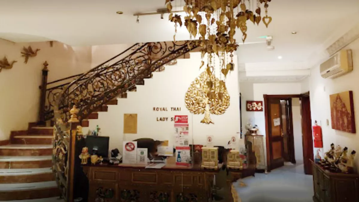 Royal Thai Lady Spa 5