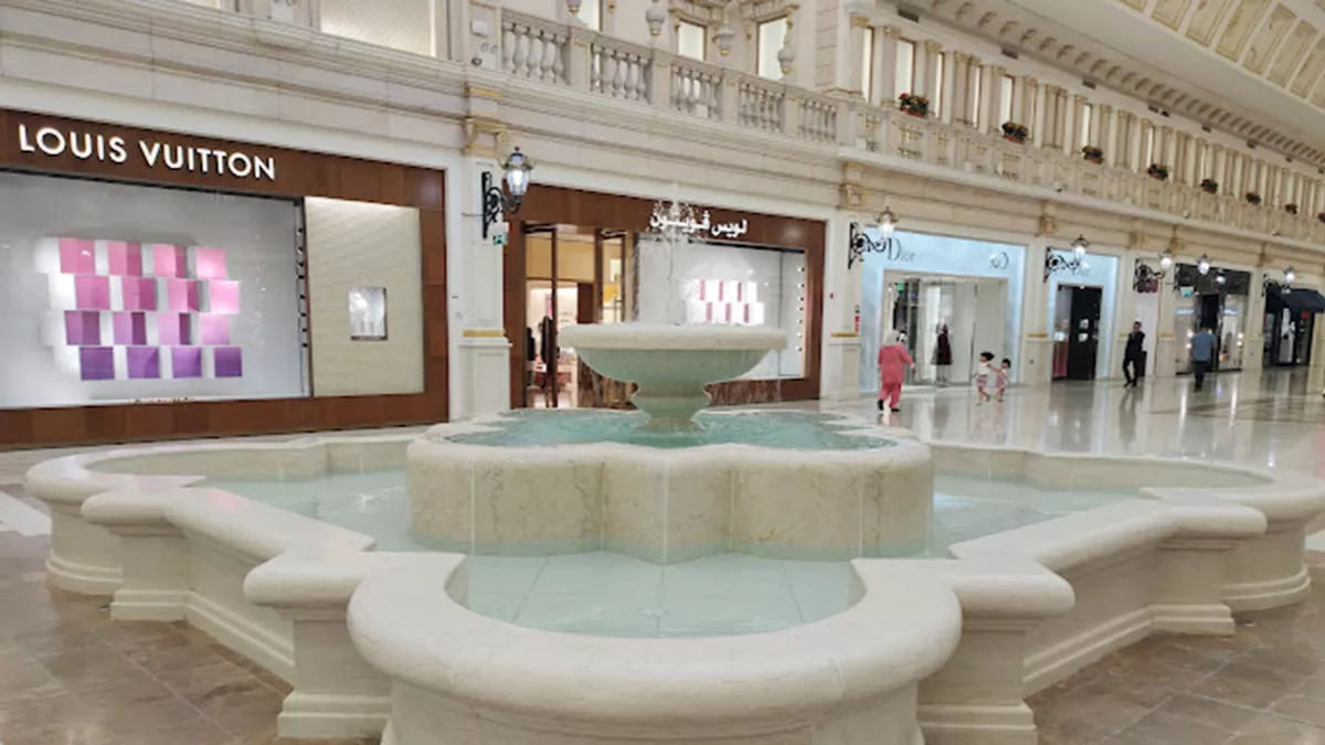 Louis Vuitton - Qatar Villaggio 7