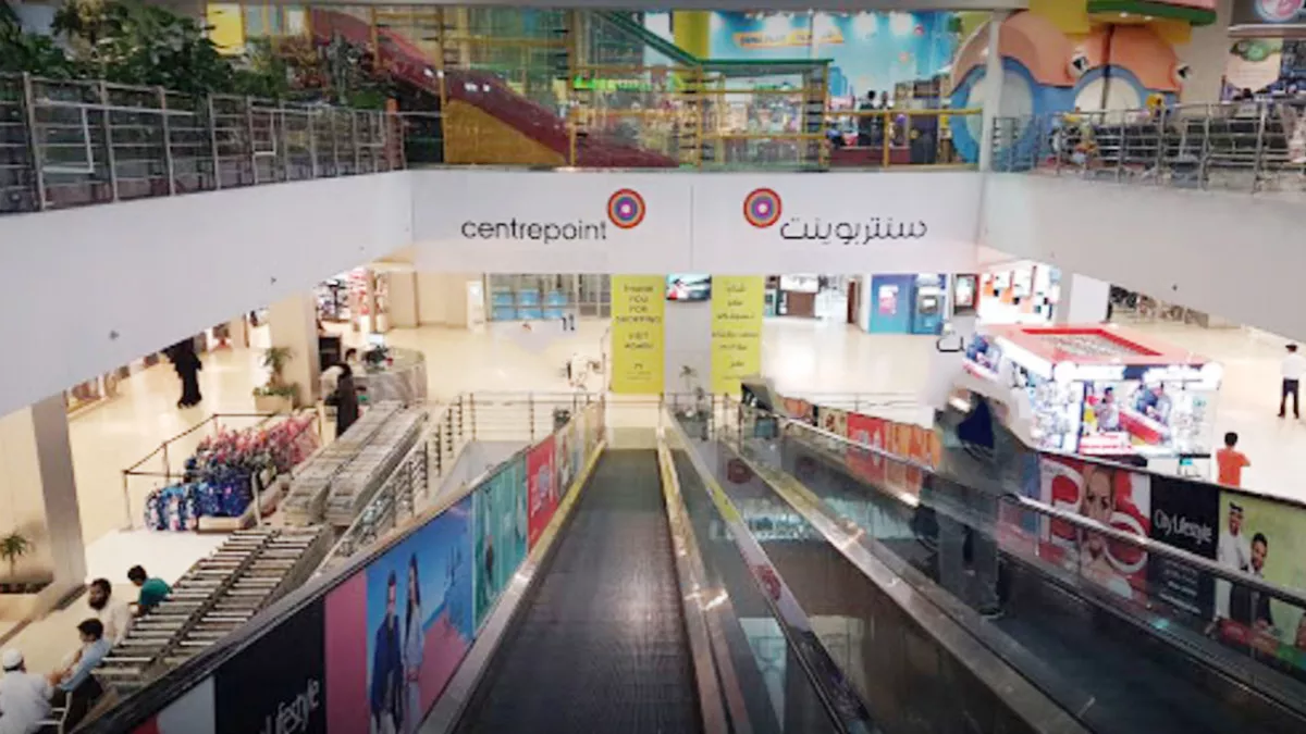 Al Asmakh Mall (Centerpoint Mall) 5