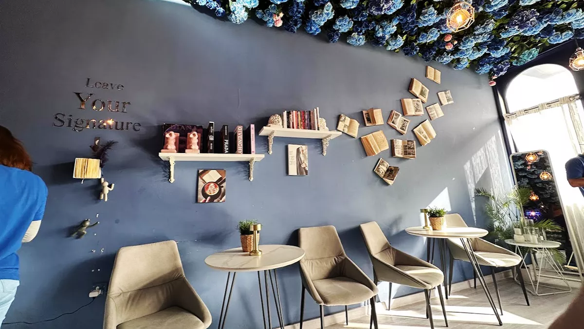 Blue Signature Cafe 1