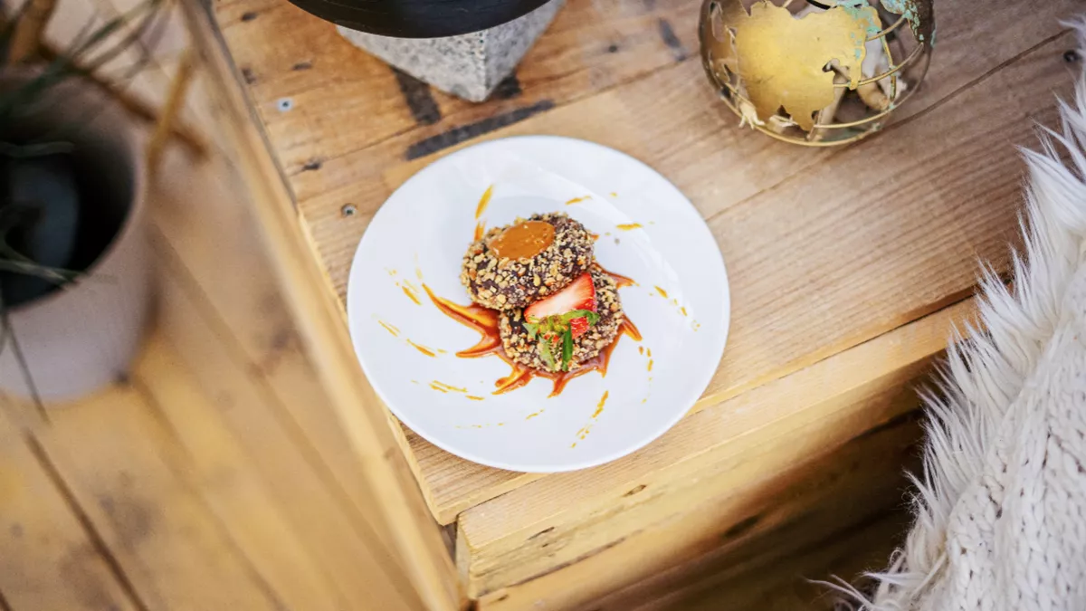 Social House Restaurant 8