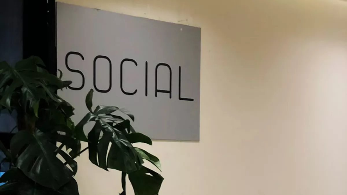 Social House Restaurant 13