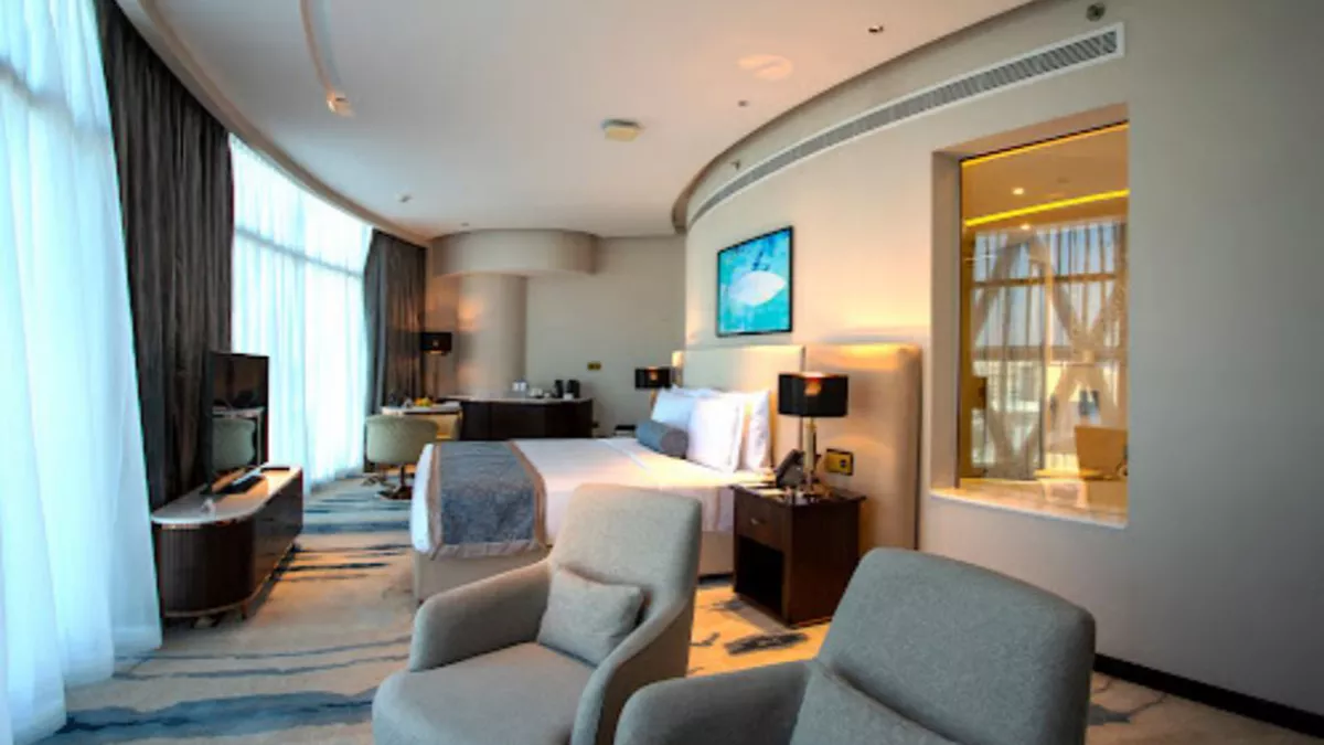 Century Marina Hotel, Lusail 4