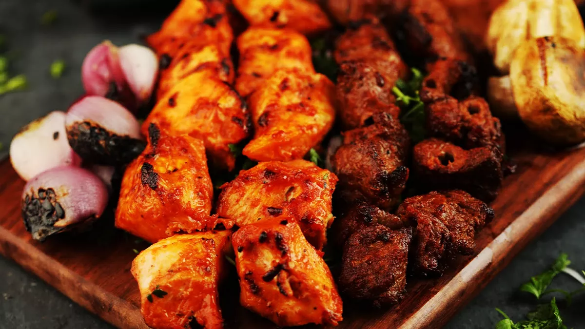 Al Akeel Restaurant 8