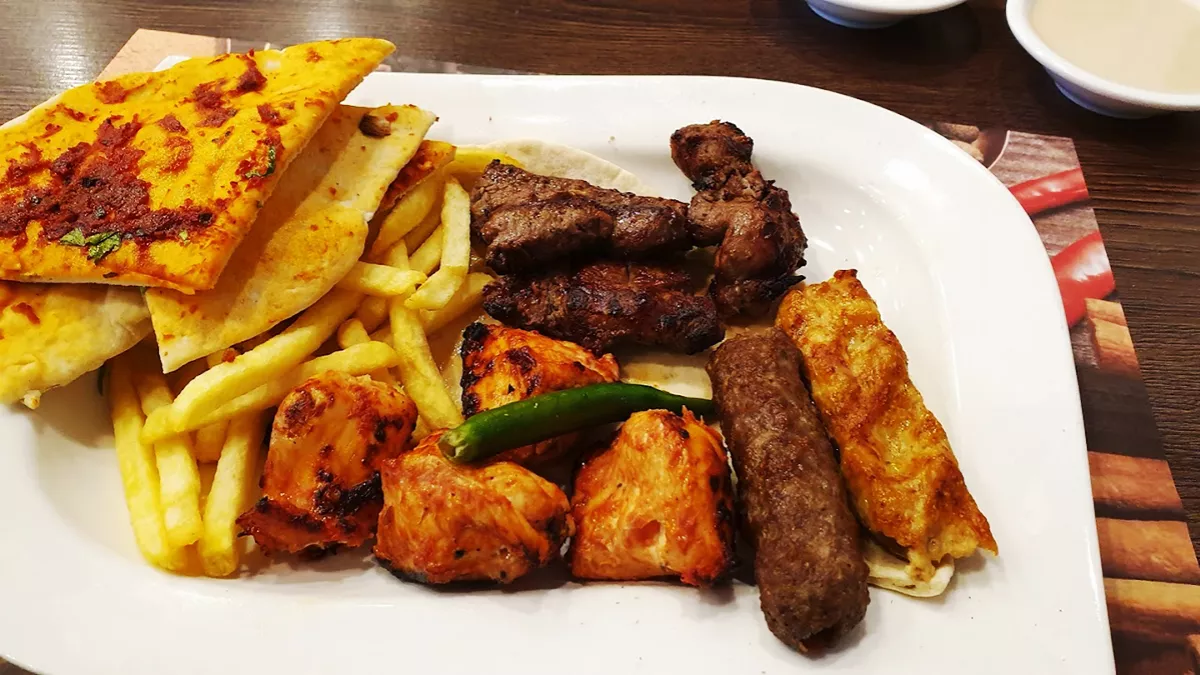 Al Akeel Restaurant 1