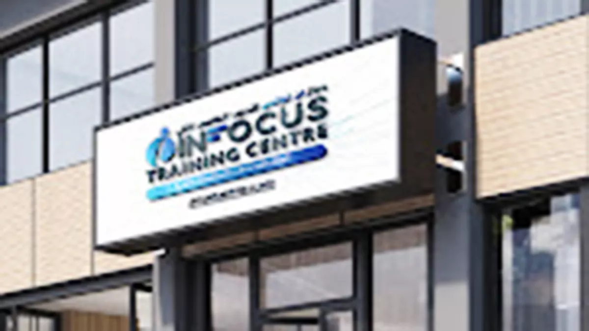 Best IT Courses in Qatar | Upgrade Your Tech Skills | Infocus 4