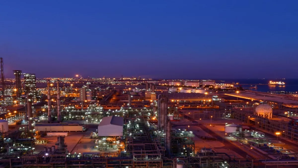 Qatar Chemical Company(QChem) Services,Construction & Manufacturing