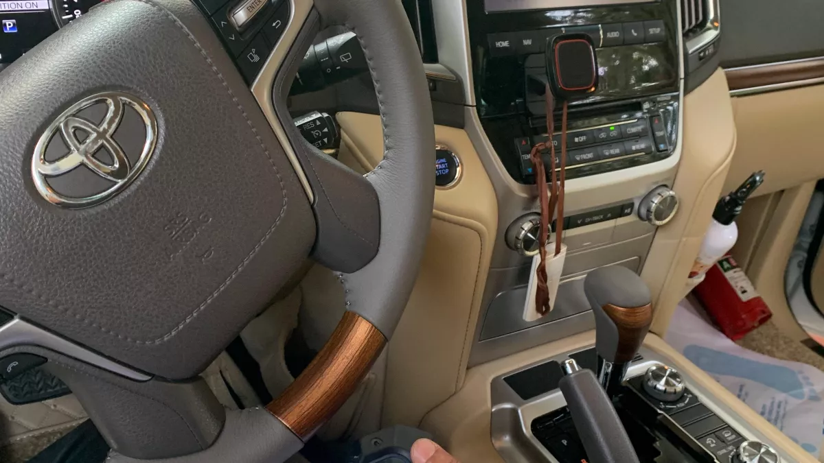 The Flyzone Auto Tech Car Services &ndash; Spare Parts and Key Services 8