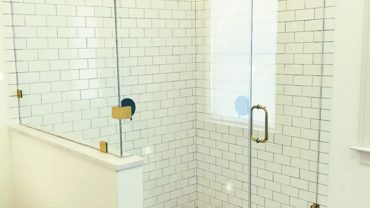 Union glass and mirror solution 5