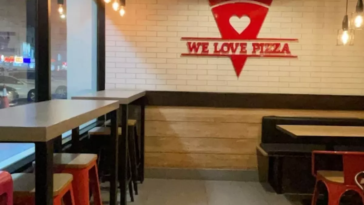 Pizza Hut Al Nasr Branch 3