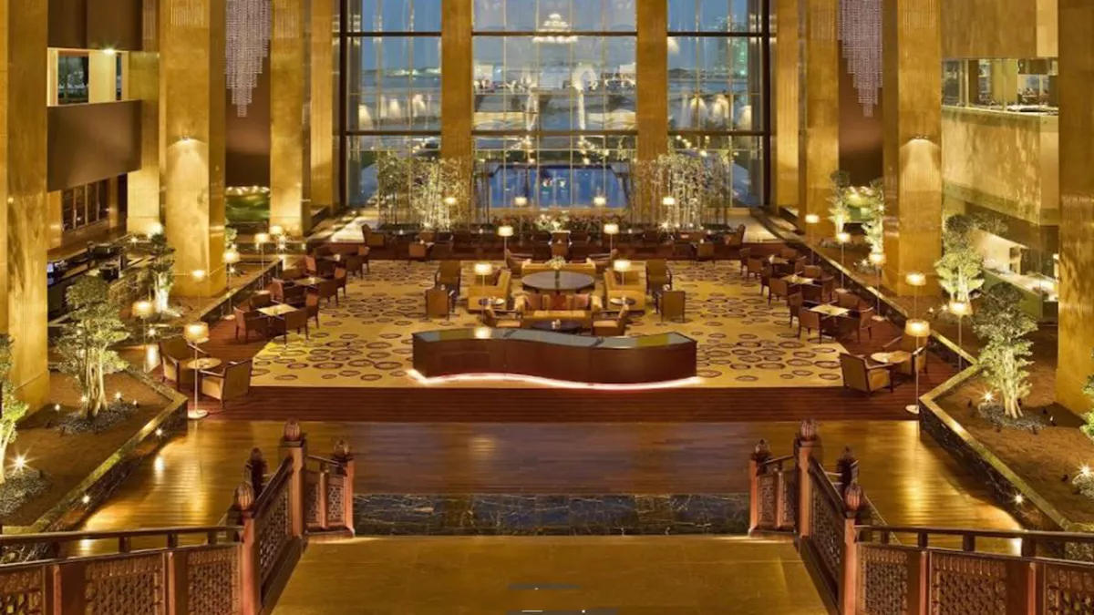 Grand Hyatt Doha Hotel & Villas 7