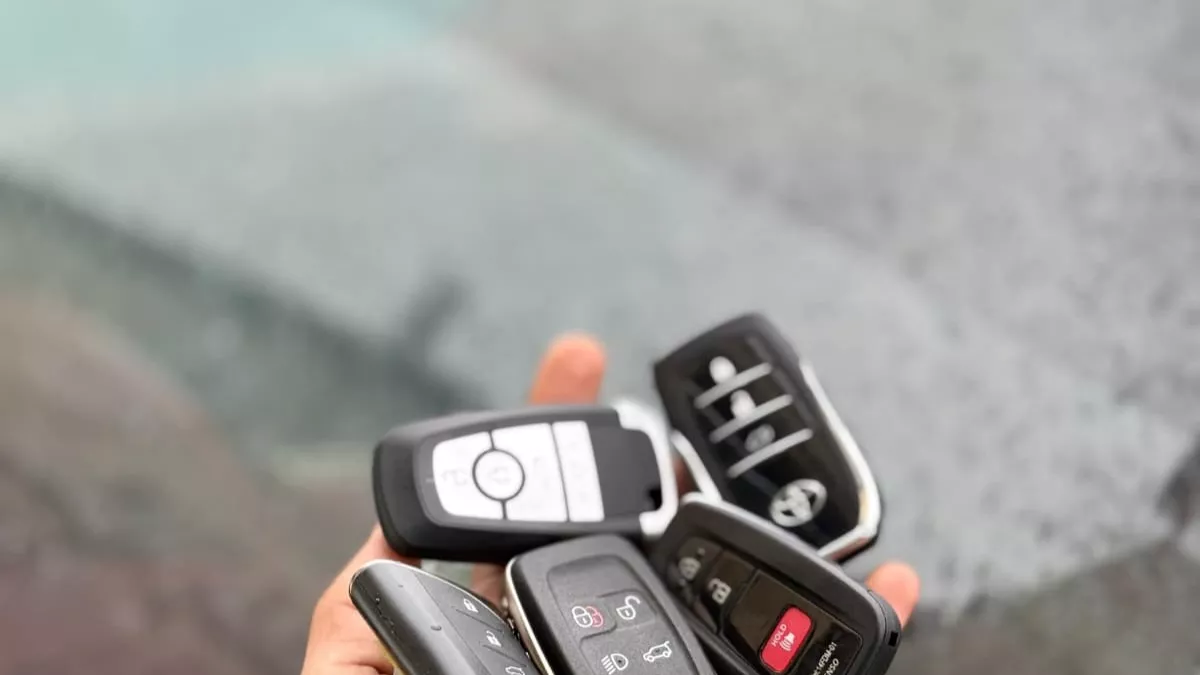 Doha Flyzone Auto Parts Trading & Services &ndash; Car Key Programming Doha 1