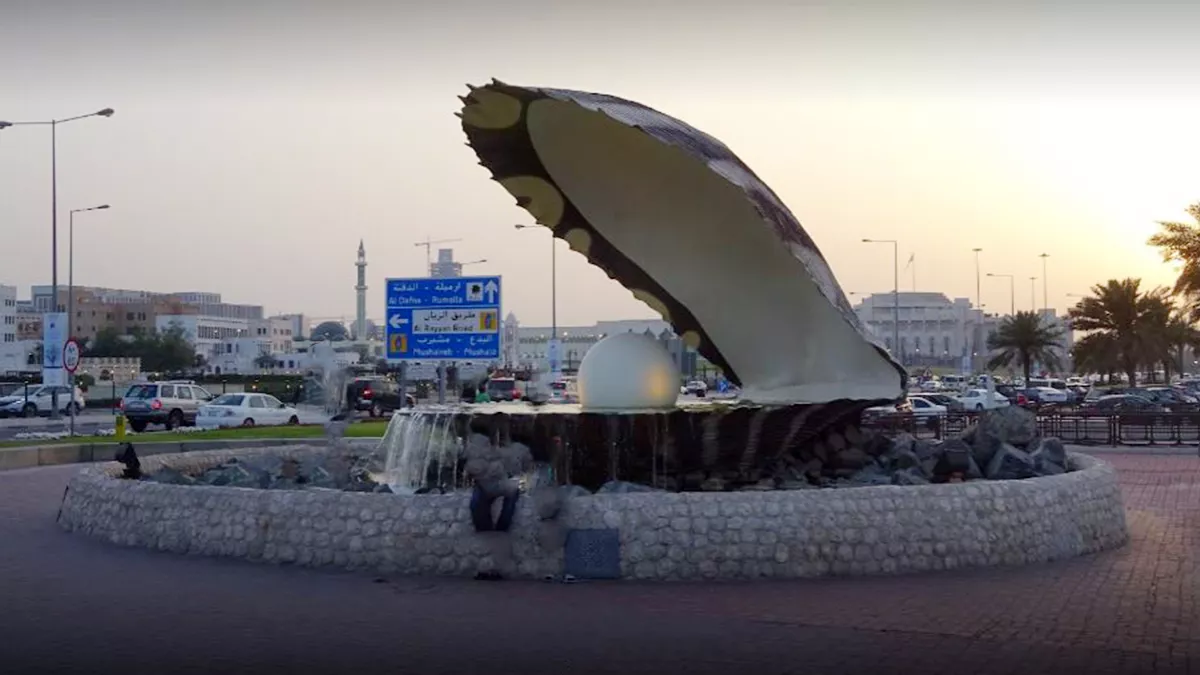 The Pearl Monument 2