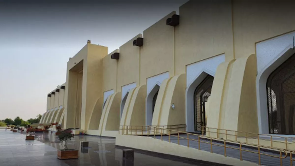 Imam Abdul Wahhab Mosque (State Grand Mosque) 7
