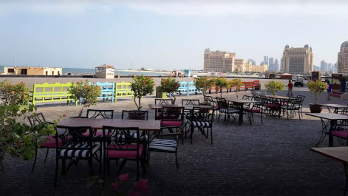 L'wzaar Sea Food Restaurant 2