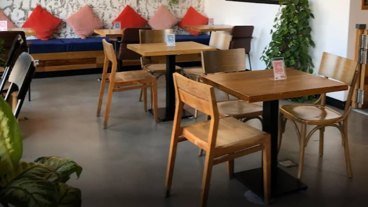 Flat White Specialty Coffee -The Pearl Qatar 4