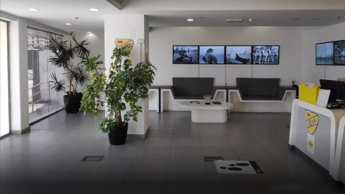 Hertz Rent A Car I Main Branch 5