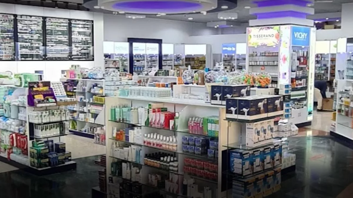 Ebnsina Pharmacy city center 2
