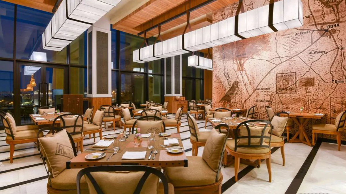 Le Colonial Restaurant 5