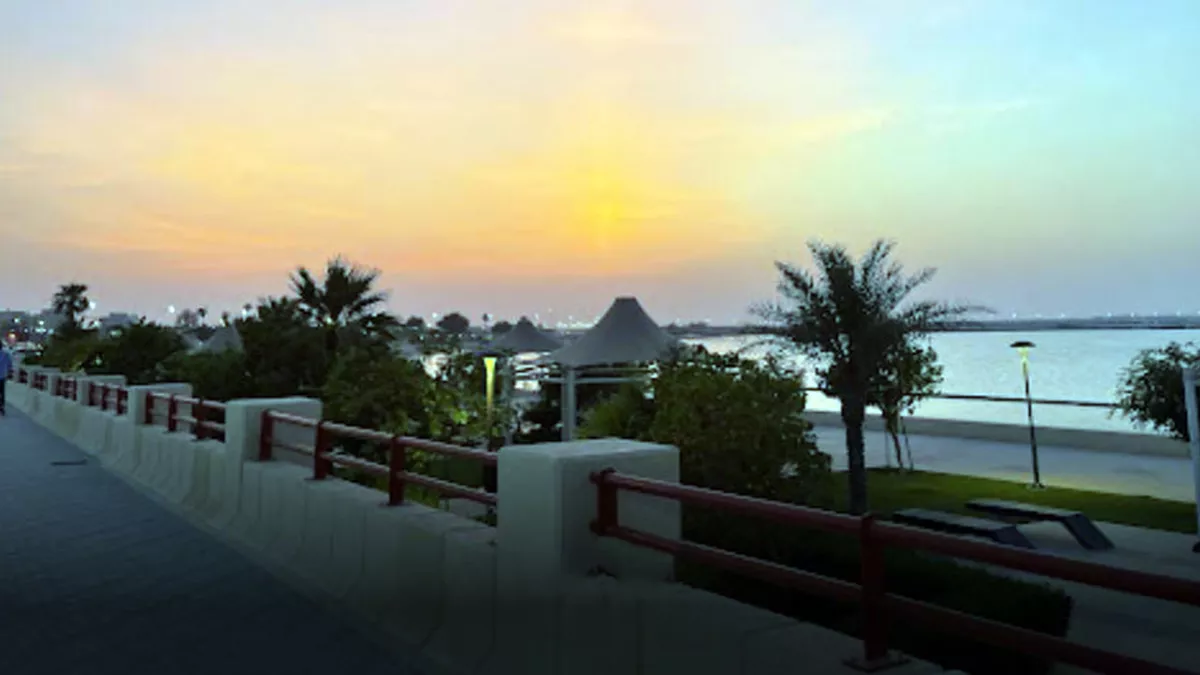 Al Khor Corniche 5