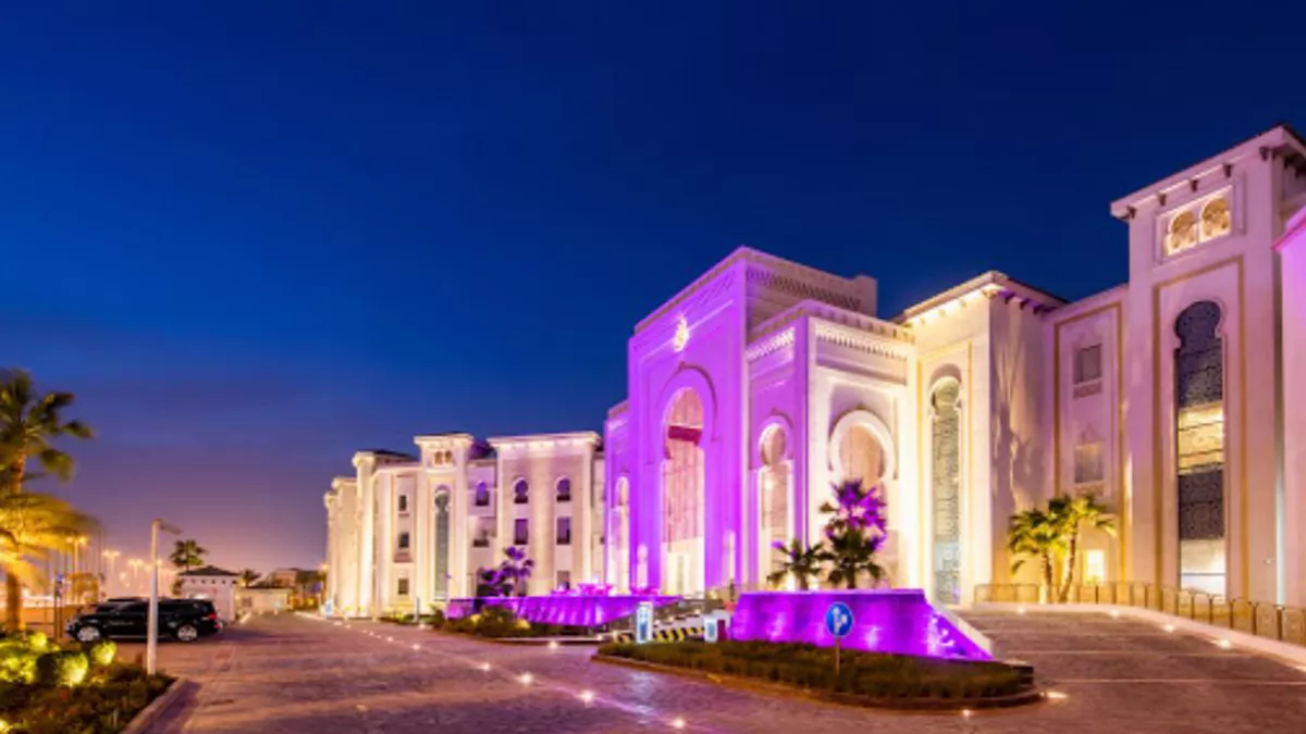 Ezdan Palace Hotel 9