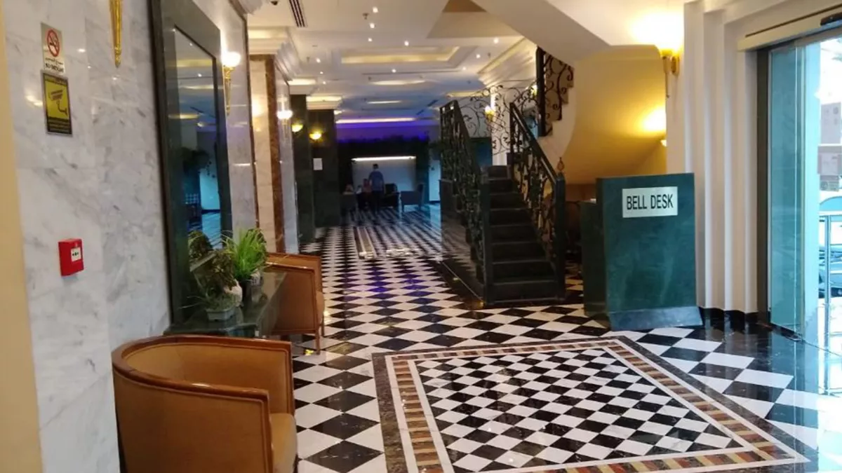 Royal Mirage Hotel 3