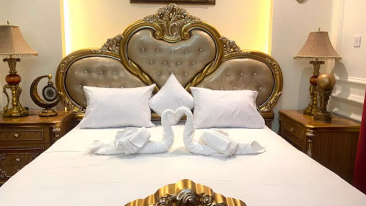 Majestic Hotel 6