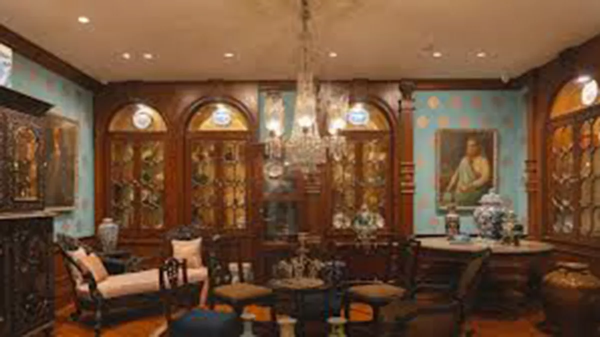 Antique Museum 2