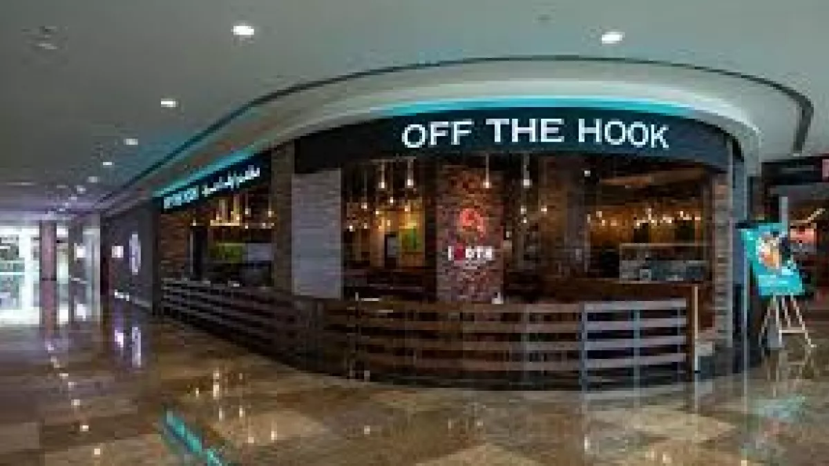 Off The Hook Seafood Restaurant 3