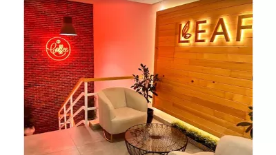 Sweet leaf cafe and flowers