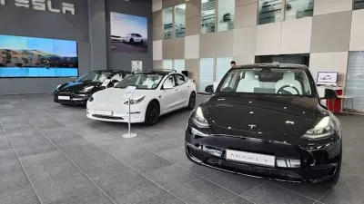 Tesla City Centre Al Zahia Pop Up Sharjah