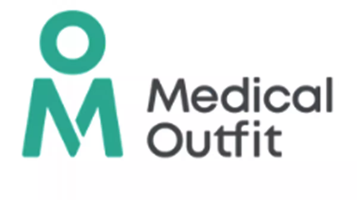 mediacal out fit 2